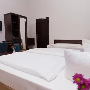 Rewari 3* Berlin