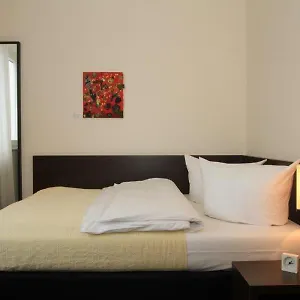 Hotell Luetzow ***